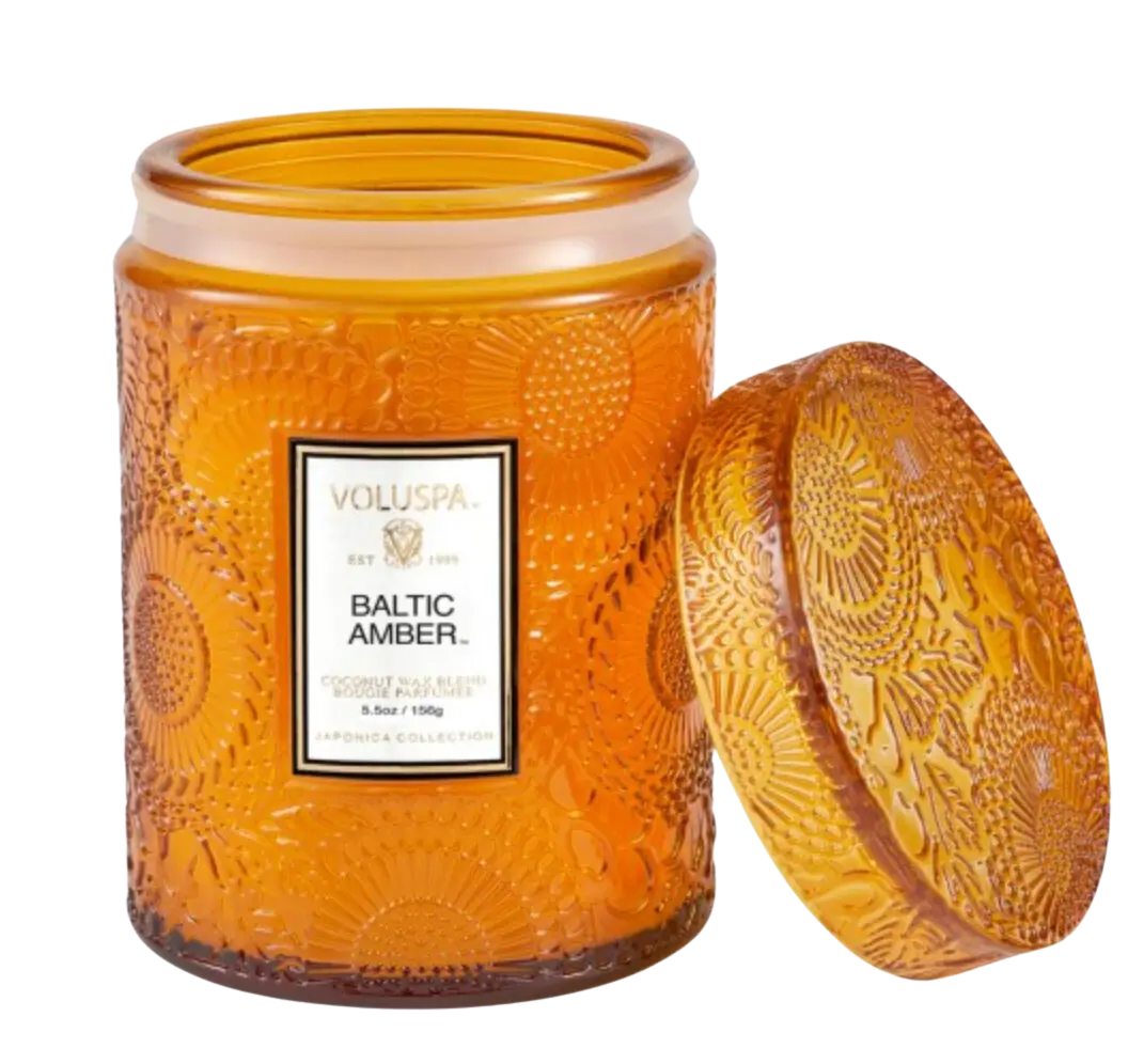 Свеча Baltic Amber 156г, стакан с крышкой a52d3261-3ac8-42cc-8c10-ac715228f398