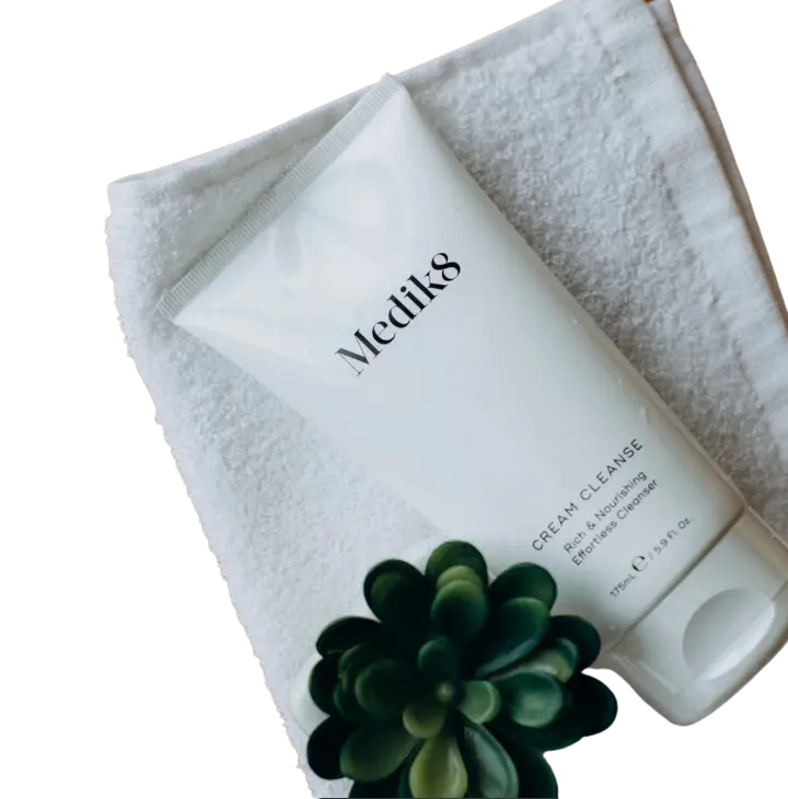 CREAM CLEANSE МЯГКИЙ ОЧИЩАЮЩИЙ КРЕМ  - 175 мл MEDIK8 МЯГКИЙ ОЧИЩАЮЩИЙ КРЕМ CREAM CLEANSE 