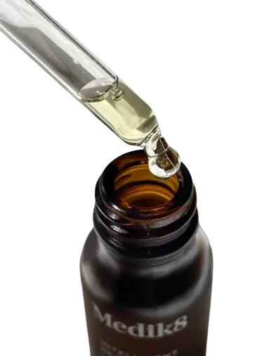 INTELLIGENT RETINOL 10TR Сыворотка с витамином А 1%- 15 мл MEDIK8 НОЧНАЯ ИНТЕНСИВНАЯ СЫВОРОТКА С РЕТИНОЛОМ 1%- 15 мл4